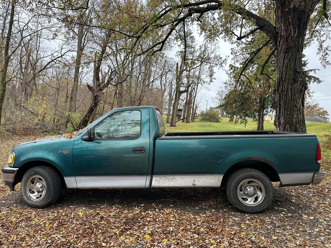 Image of Ford F-150 Primary image