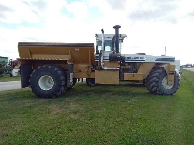 Image of Ag-Chem Terra-Gator 1803 equipment image 2