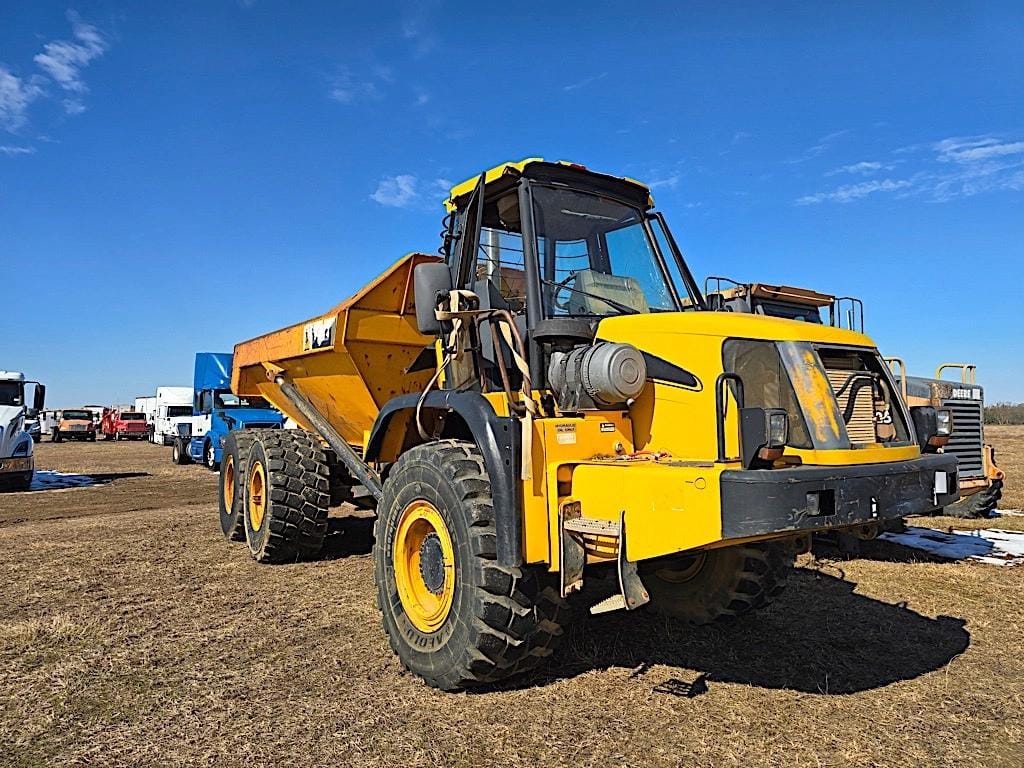 Main image JCB 722