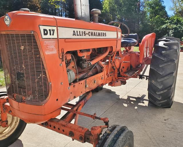 Image of Allis Chalmers D17 equipment image 4