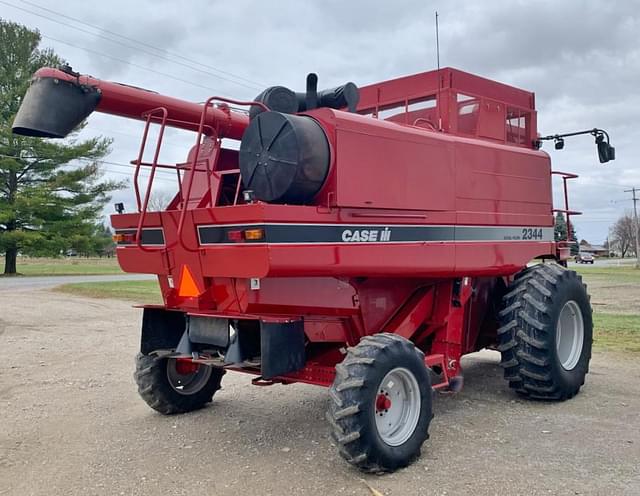 Image of Case IH 2344 equipment image 4