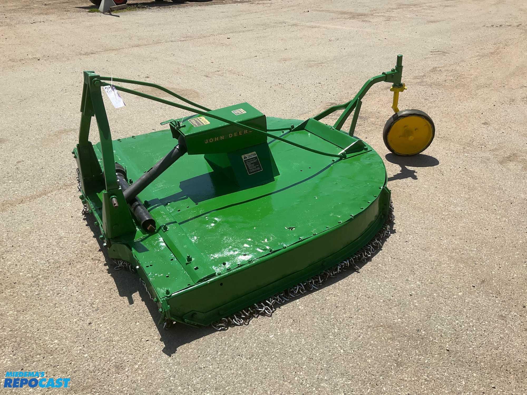 Main image John Deere 307