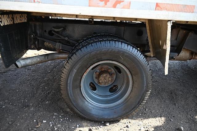 Thumbnail image Chevrolet 3500 16