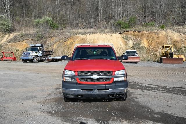 Thumbnail image Chevrolet 3500 8