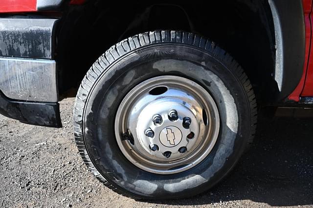 Thumbnail image Chevrolet 3500 9