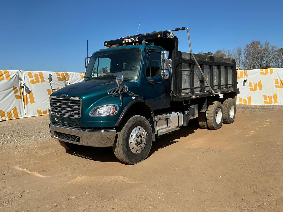 Image of Freightliner M2 Primary image