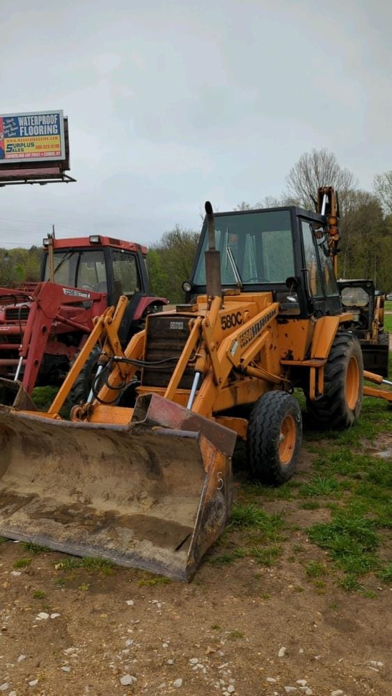 Main image Case 580C