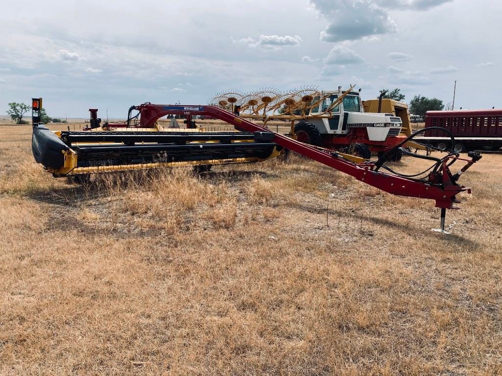 Main image New Holland H7150