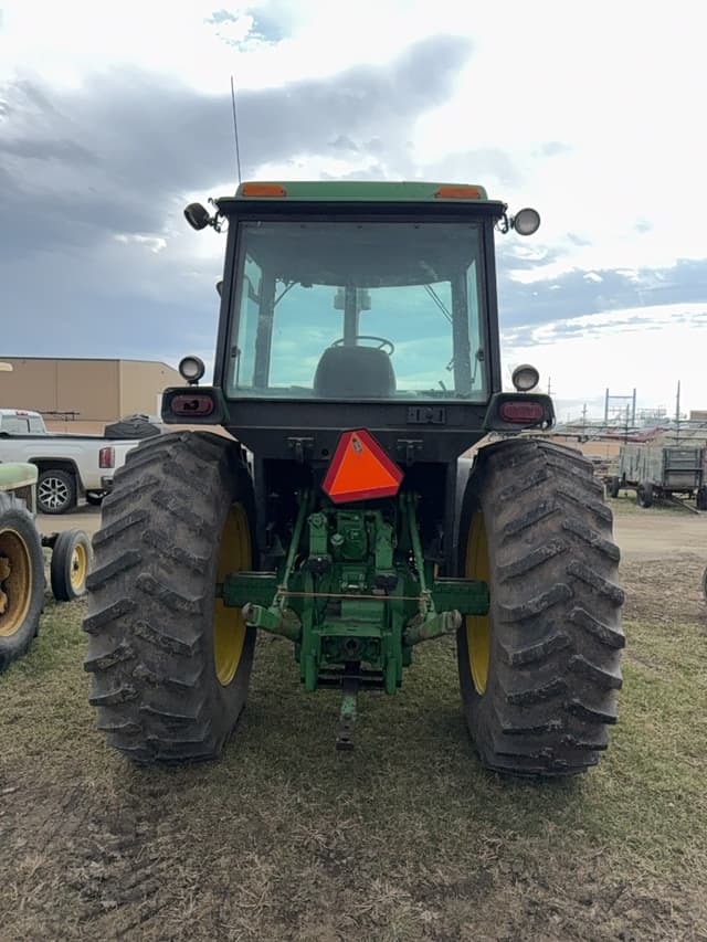Image of John Deere 4250 equipment image 3