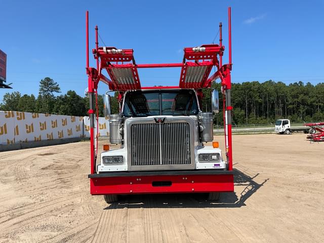 Image of Western Star W4900SF equipment image 1