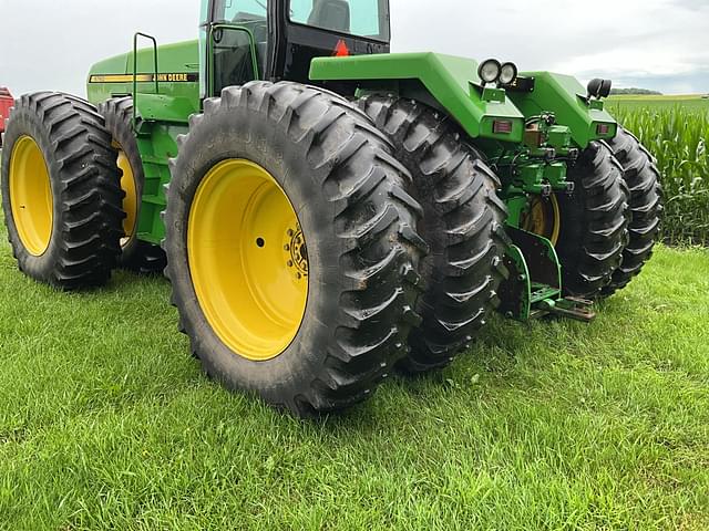 Image of John Deere 8760 equipment image 3