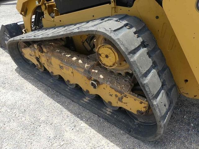 Image of Caterpillar 299D3 equipment image 4