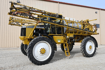 Main image Ag-Chem RoGator 1074
