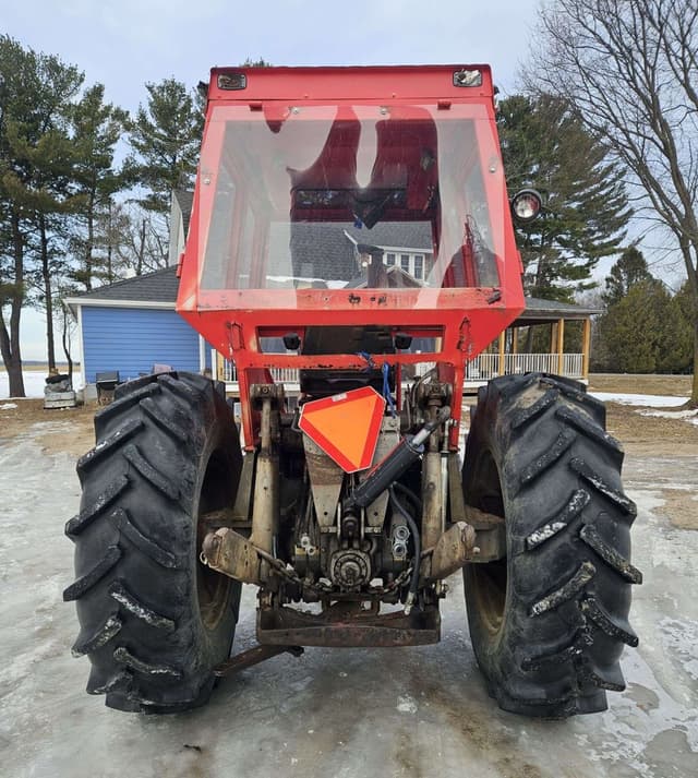 Image of Massey Ferguson 1130 equipment image 2