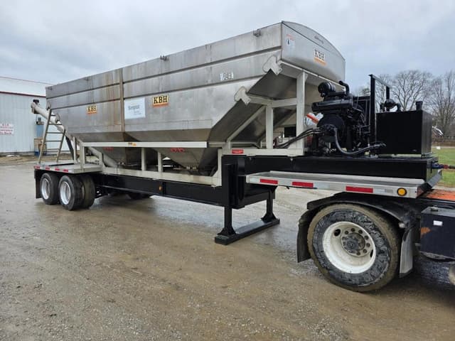 Image of KBH Fertilizer Chassis equipment image 1
