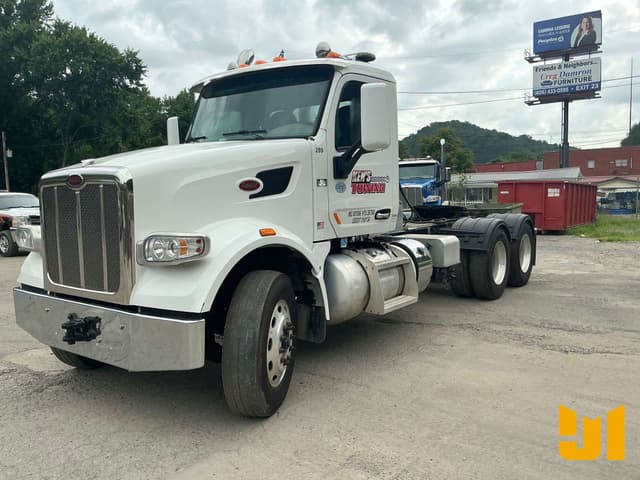 Image of Peterbilt 567 equipment image 3