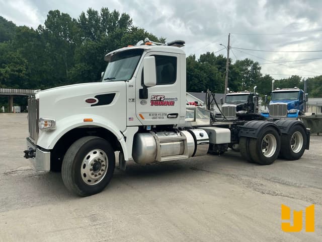 Image of Peterbilt 567 equipment image 2