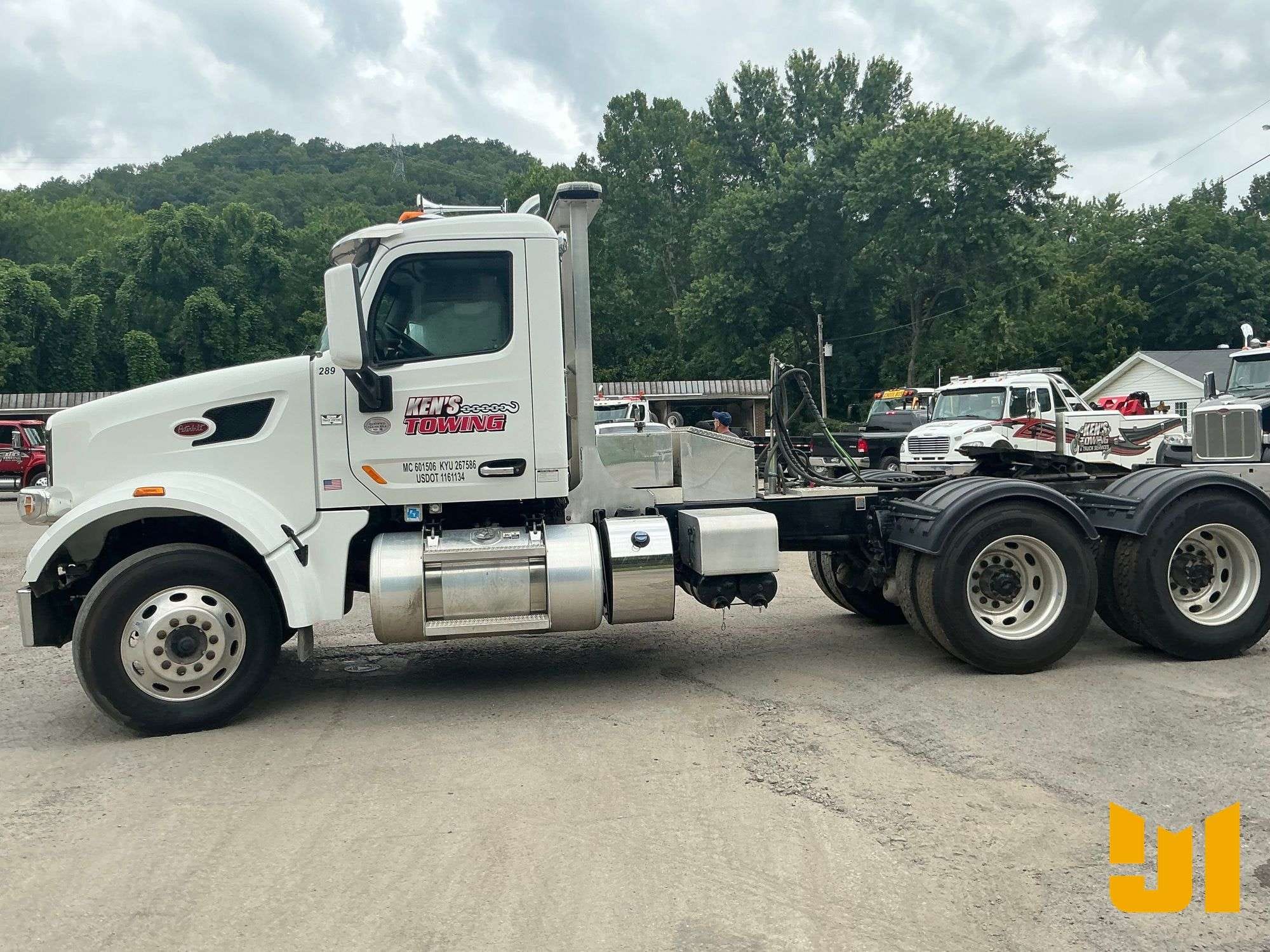2022 Peterbilt 567 Equipment Image0