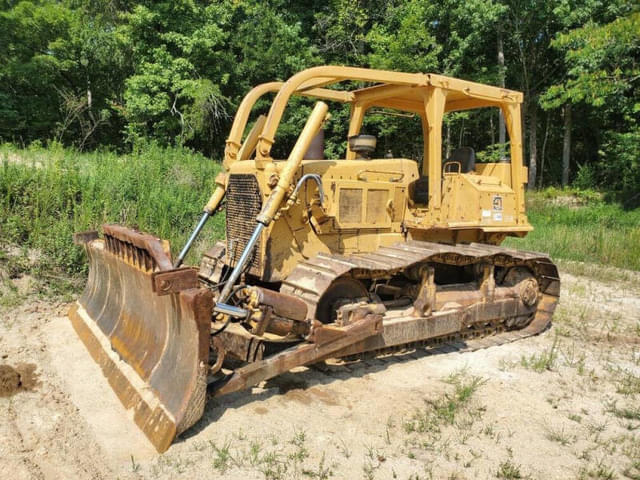 Image of Caterpillar D6D equipment image 2