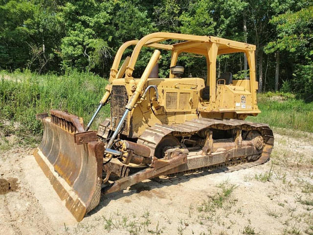 Image of Caterpillar D6D equipment image 2