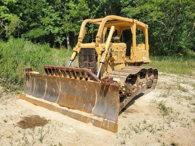 Image of Caterpillar D6D equipment image 3