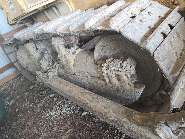 Image of Caterpillar D6D equipment image 3