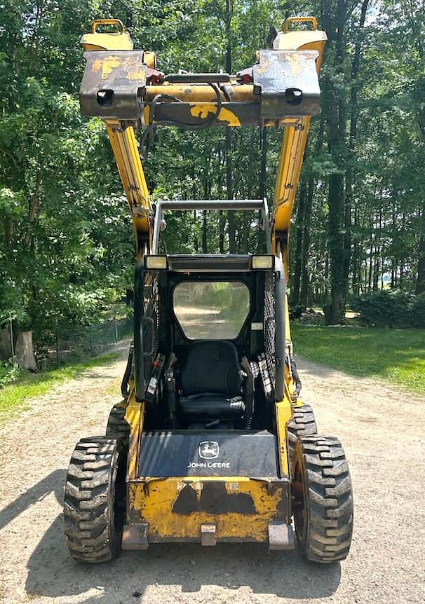 Image of John Deere 317 equipment image 1