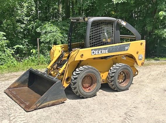 Image of John Deere 317 equipment image 2