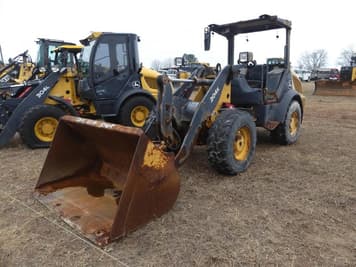 Main image John Deere 204K