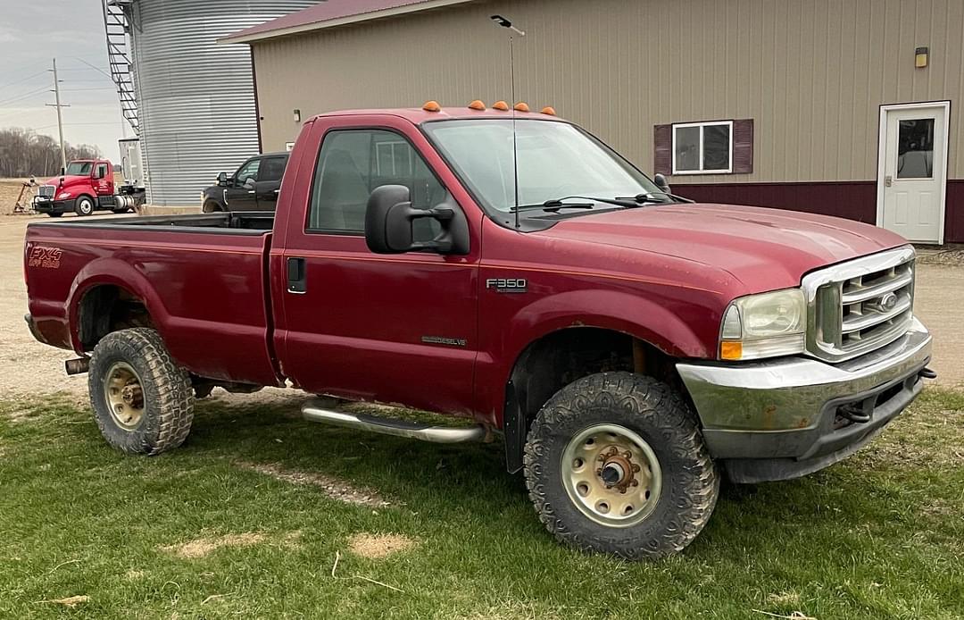 Image of Ford F-350 Primary image
