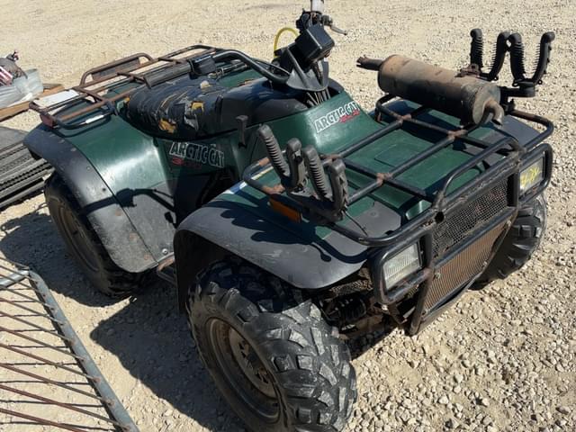 Image of Arctic Cat 300 equipment image 1