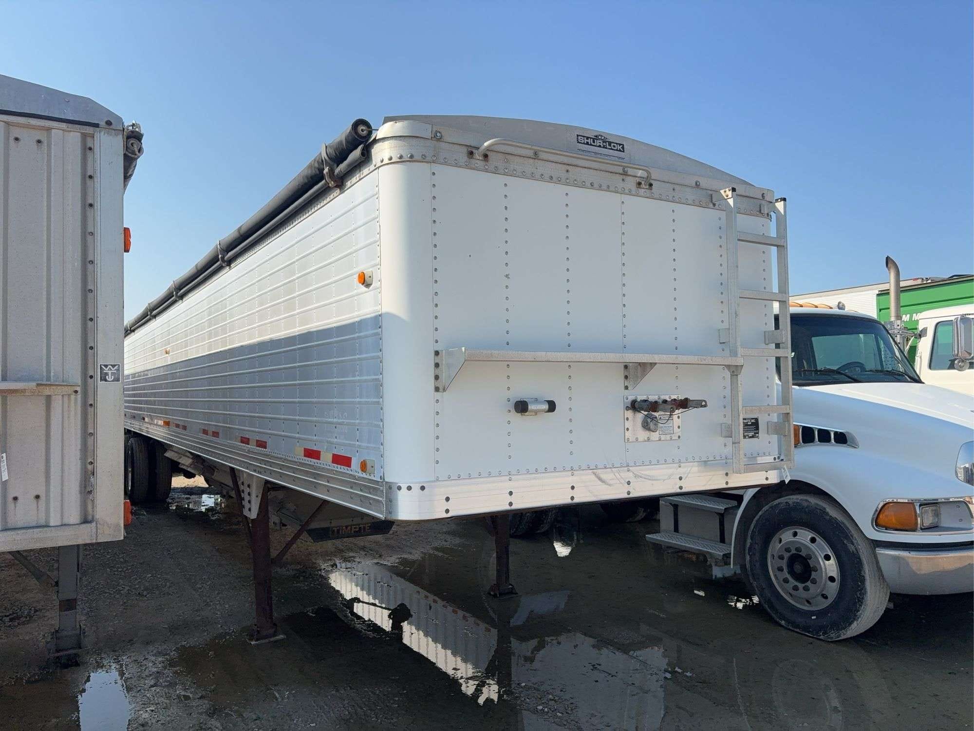 1996 Timpte Super Hopper Equipment Image0
