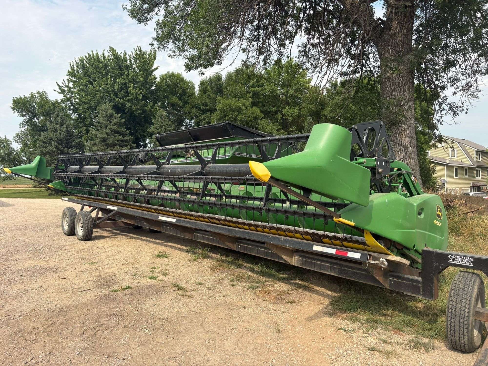 2009 John Deere 635F Equipment Image0