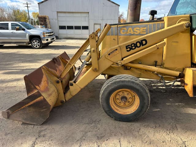 Image of Case 580D equipment image 3