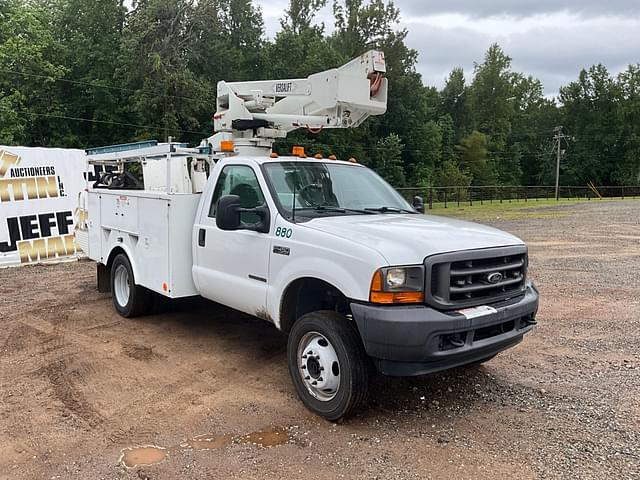 Image of Ford F-450 equipment image 2