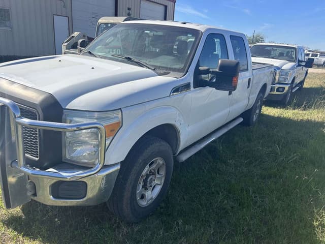 Image of Ford F-250 equipment image 2