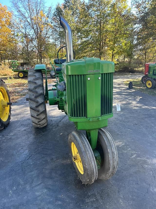 Image of John Deere 70 equipment image 2