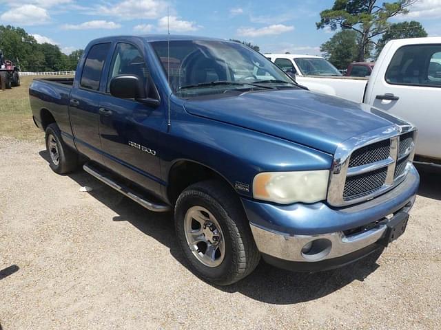 Image of Dodge Ram 1500 equipment image 1