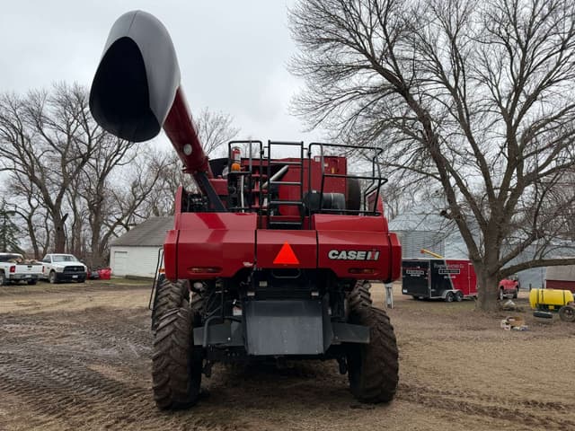 Image of Case IH 7120 equipment image 4