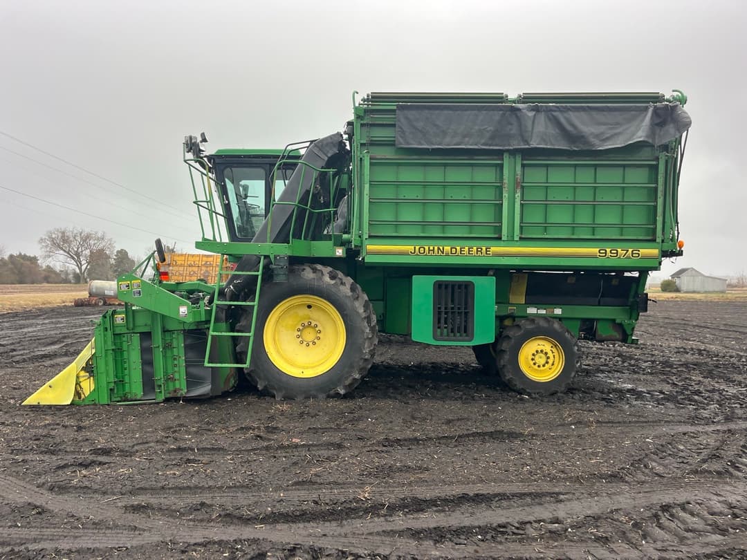 Image of John Deere 9976 Primary image