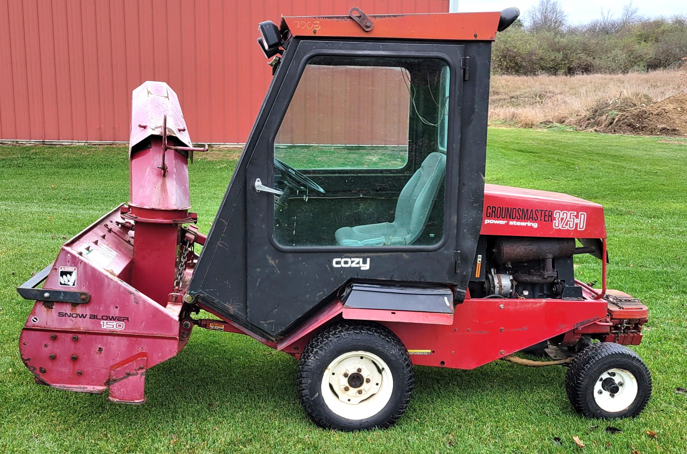 Main image Toro Groundsmaster 325-D