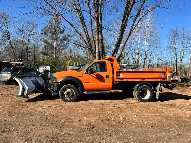 Image of Ford F-450 equipment image 1