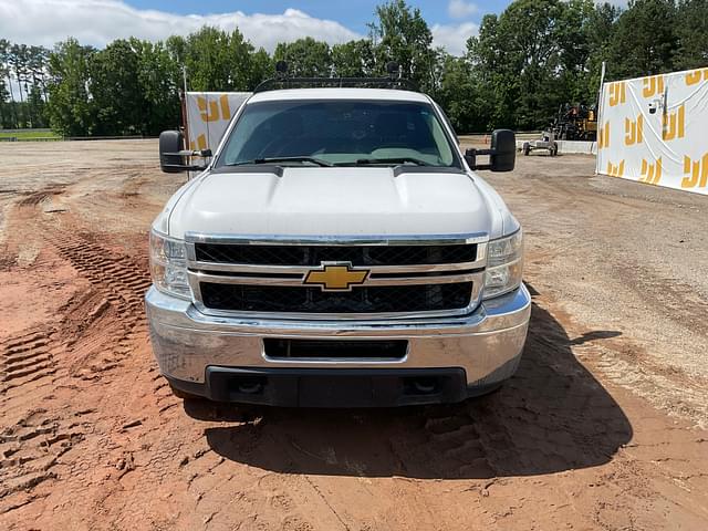 Image of Chevrolet 2500 equipment image 1