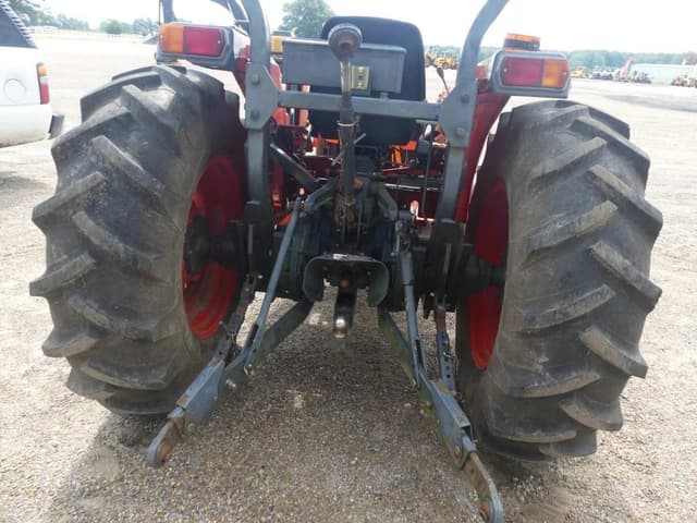 Image of Kubota MX5000 equipment image 3