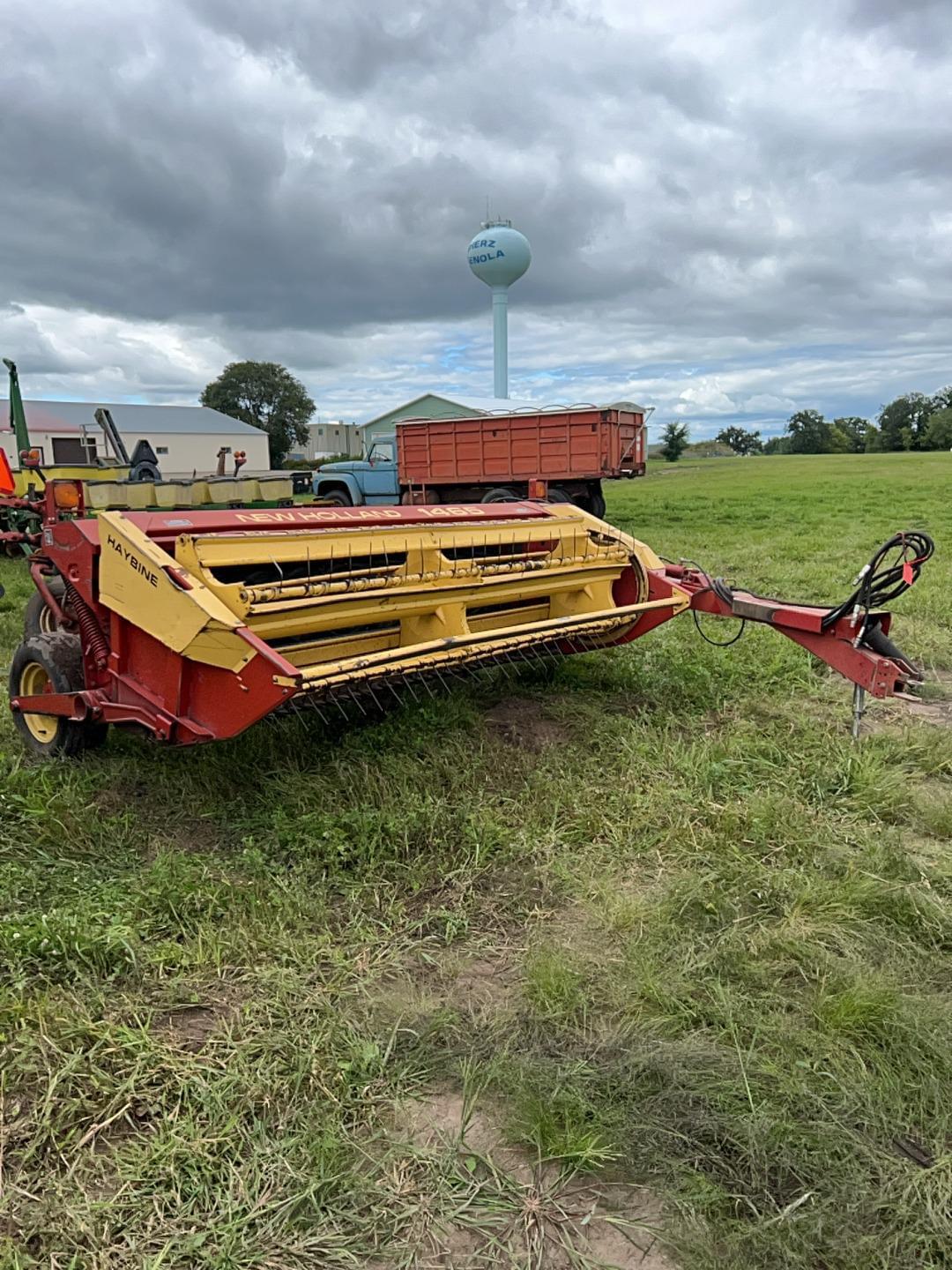 Image of New Holland 1465 Primary image