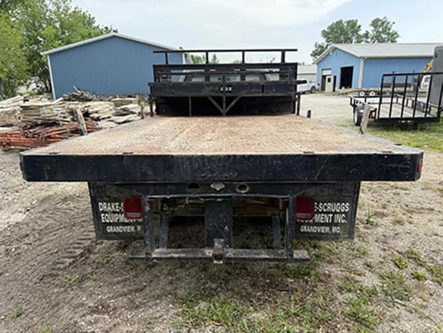 Image of Chevrolet C3500 equipment image 3