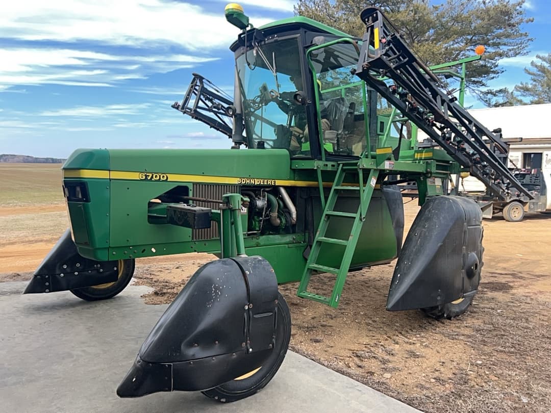 Image of John Deere 6700 Primary image