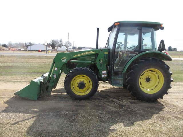 Image of John Deere 5325 equipment image 1