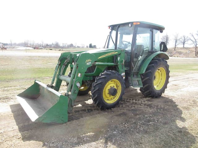 Image of John Deere 5325 equipment image 2