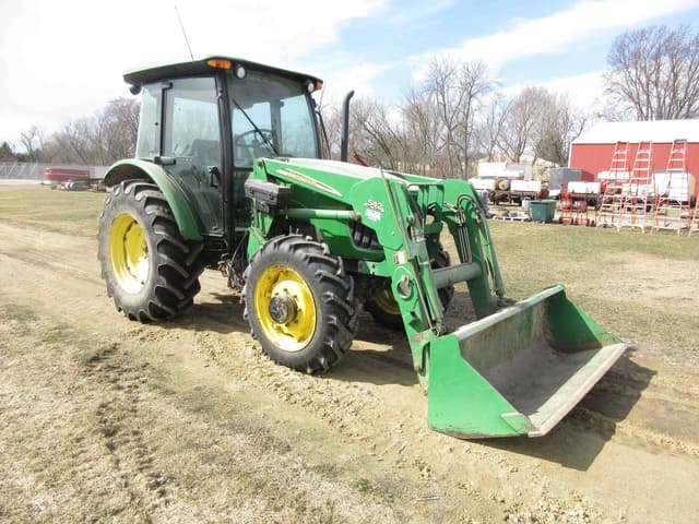 Image of John Deere 5325 equipment image 4